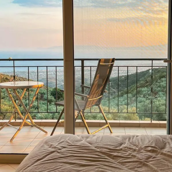 Dream view 9km away from Kalamata，位于Káto Karvélion的酒店