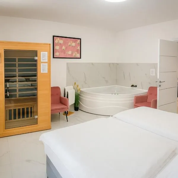 Royal Wellness Apartman，位于赫维兹的酒店