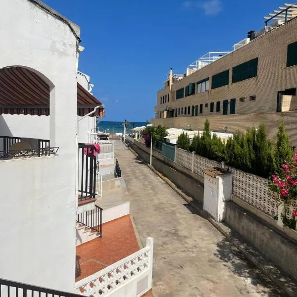Brisa a 100 metros del mar，位于奥罗佩萨德尔马的酒店