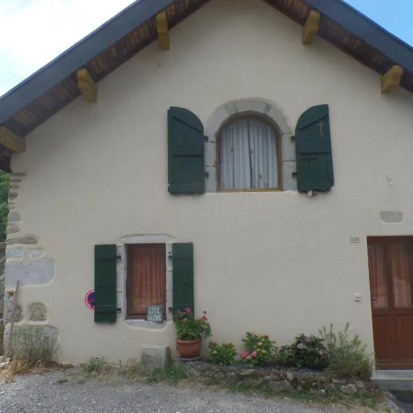 Maison entière avec vue magnifique，位于Chaumont的酒店