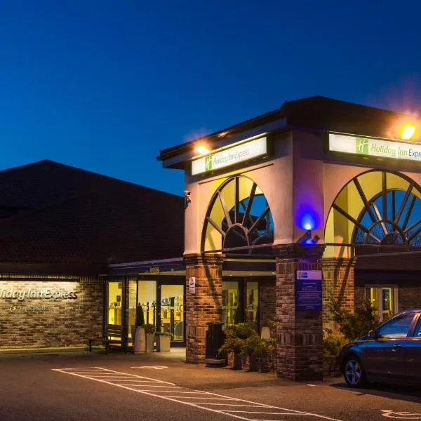 快捷假日彼得伯勒酒店,位于彼得伯勒的酒店