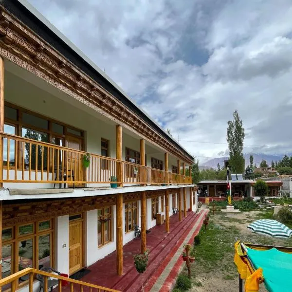 Ladakh Ecotel Farmstay，位于Charāsa的酒店