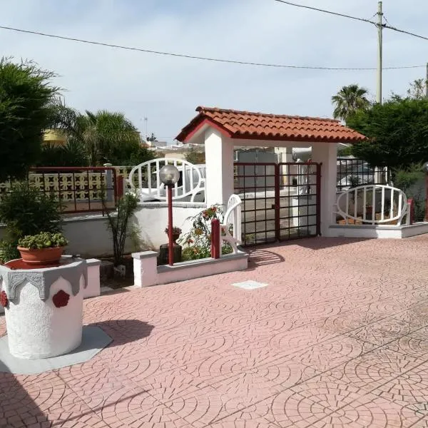 Villetta Ada，位于Torre Squillace的酒店