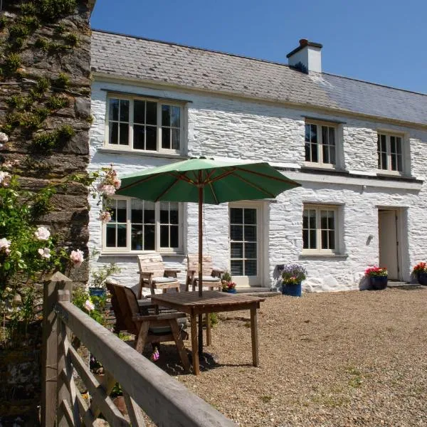 Bayvil Newport, Pembrokeshire，位于Nevern的酒店