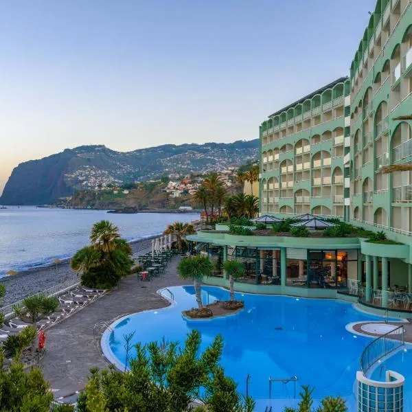 Pestana Ocean Bay Resort，位于丰沙尔的酒店