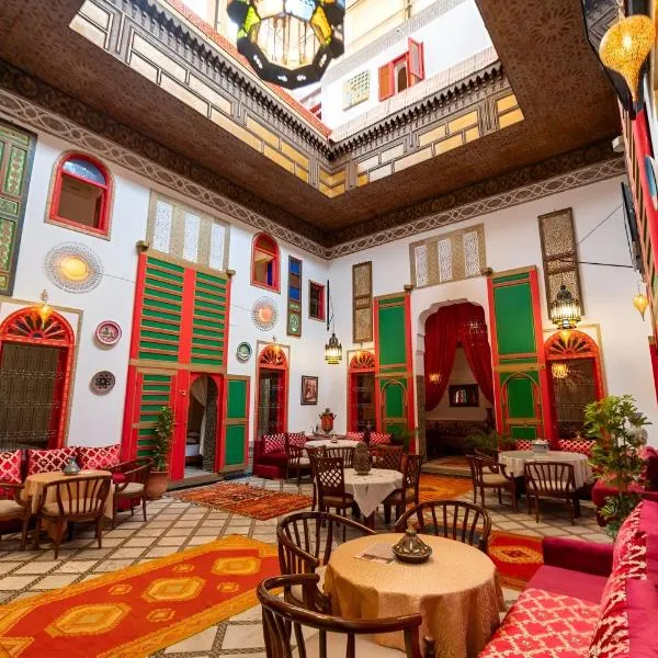 Riad Amira Luxury Palace，位于非斯的酒店