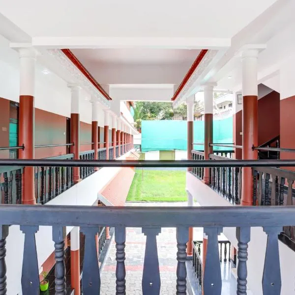 Hotel O Ocean Queen Palace Hotel，位于可瓦兰的酒店