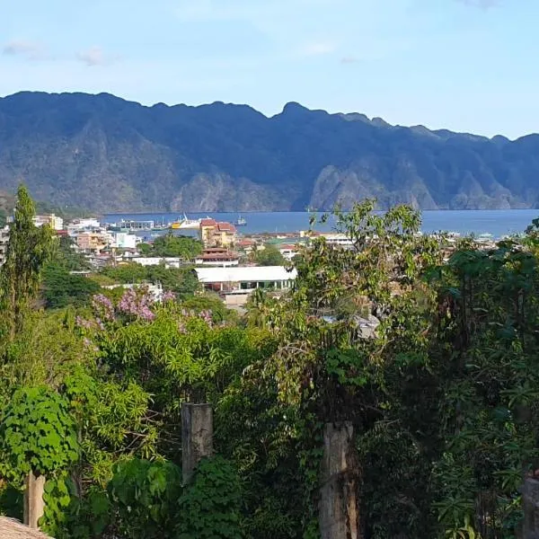 Relax seaview chalet with AC and balcony，位于科隆的酒店