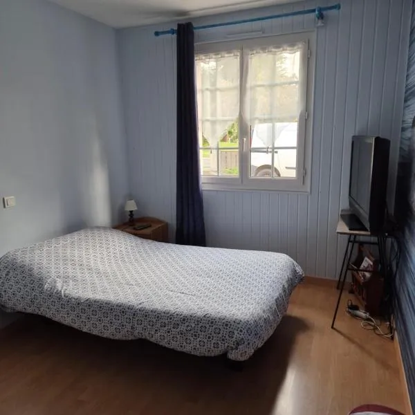 Chambres au calme chez l habitant à Champtoceaux près de Oudon，位于Champtoceaux的酒店