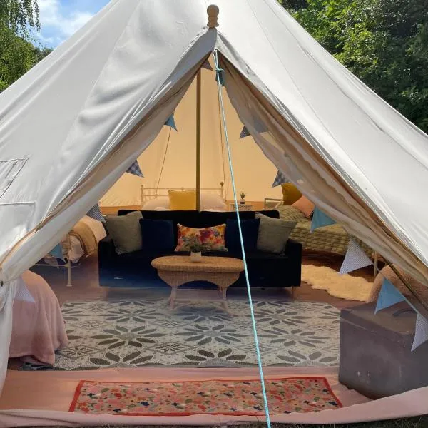Stargazer Glamping UK Andromeda 6 People，位于瓦伊河畔罗斯的酒店