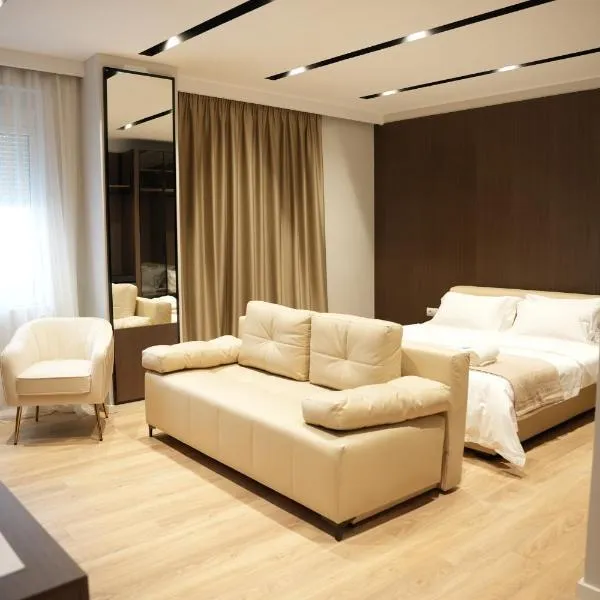 Hotel Aquila D，位于都拉斯的酒店