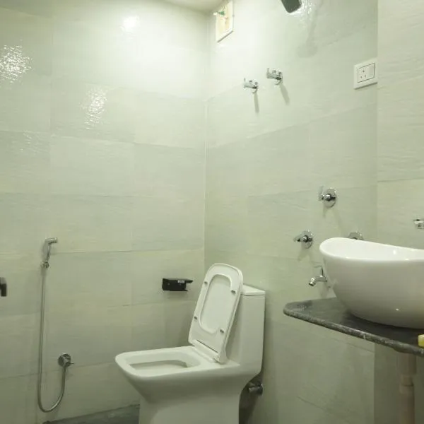 Hotel Raventa，位于kolkata的酒店