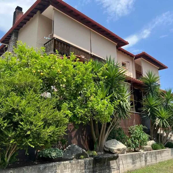 Jenny's Apartments，位于斯特拉托尼奥的酒店