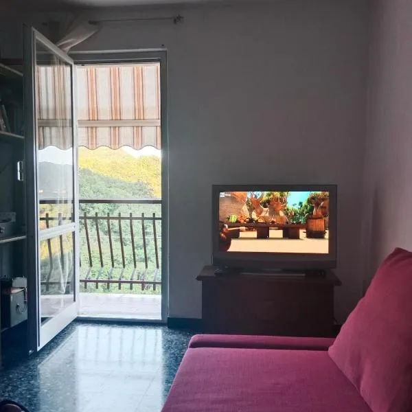 Casa Nonna Rina GE Liguria，位于Gattorna的酒店