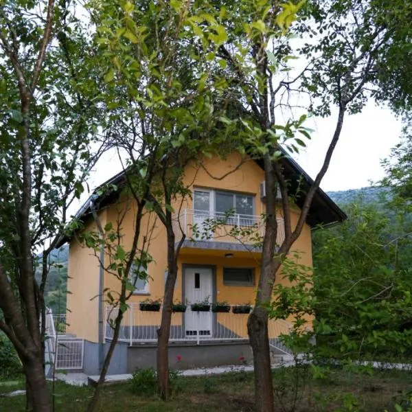 Vikendica Sara，位于Šipovo的酒店