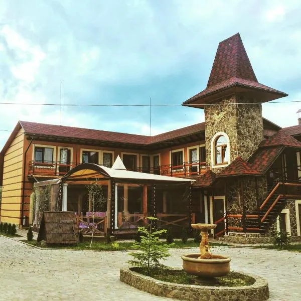 Minihotel Zolotoe Runo，位于Ploskoye的酒店