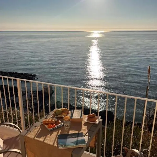 Dolce Vita Terrace On the Ocean - Veranda Sul Mare，位于维耶斯泰的酒店