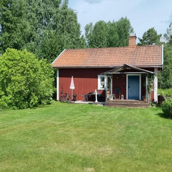 Entire cabin - Mora, Selja, cabin in village environment for 4 persons，位于莫拉的酒店