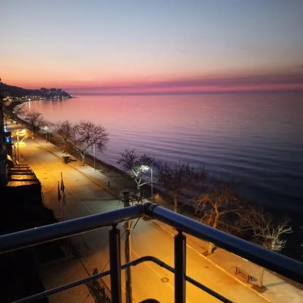 KILIÇARSLAN OTEL，位于Çınarcık的酒店