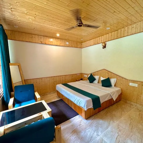Hotel Mid Orchard Kasol l River Side -Pure Veg Hotel，位于卡索尔的酒店