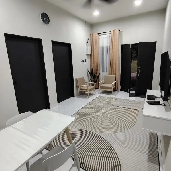 Homestay De'daun kulim mus'lim only，位于居林的酒店