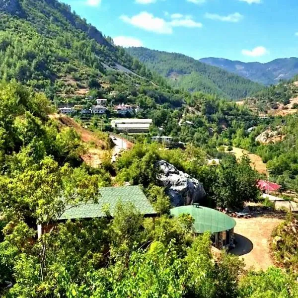 Hergül Holiday Village，位于加济帕夏的酒店