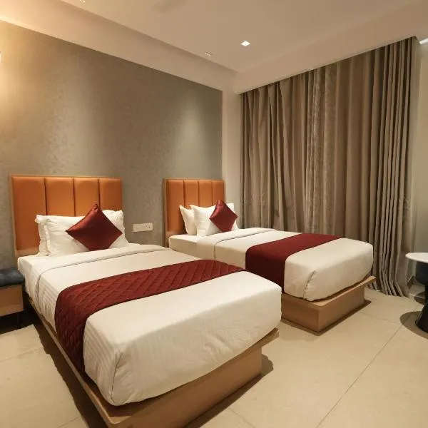 Hotel Cachet，位于哥印拜陀的酒店