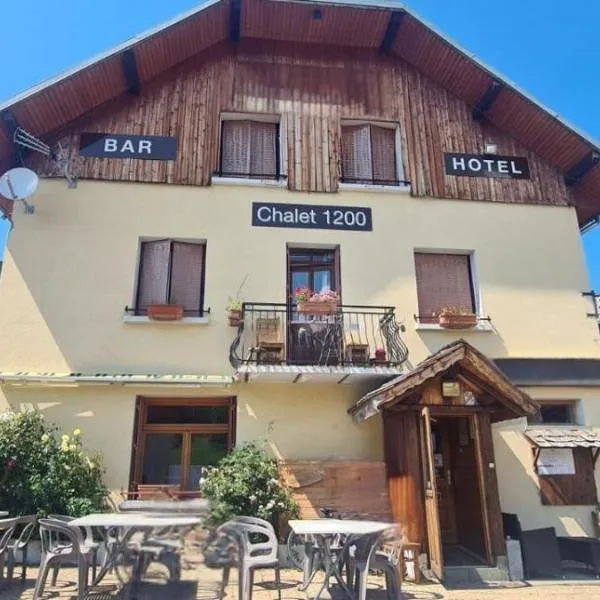1200小木屋酒店，位于圣费朗索瓦-隆尚的酒店