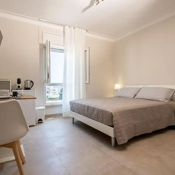 ELEGANCE Calasetta's Rooms，位于卡拉赛达的酒店