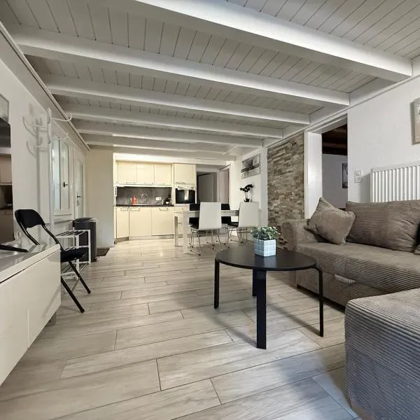 Appartment Happy Life - Wimmis - near Spiez-Thun- Interlaken，位于Arni Alp的酒店