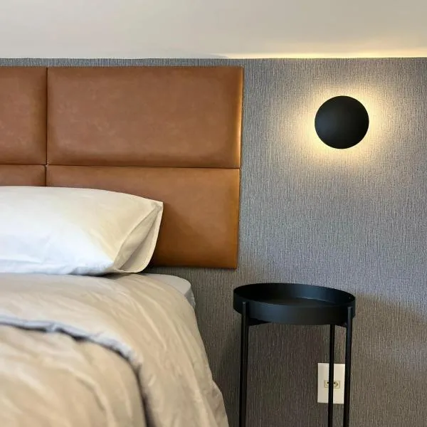 Loft Dona Clara 201 Centro de Pomerode,位于波梅罗迪的酒店