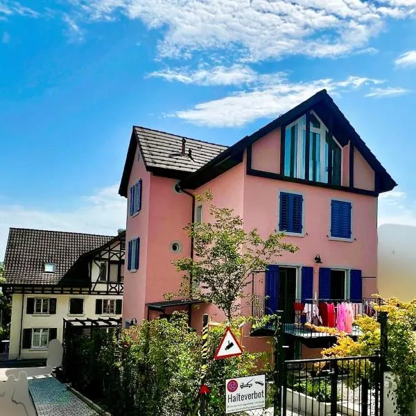 4 mins walk Thalwil Station, Free Parking, Historical，位于塔尔维尔的酒店