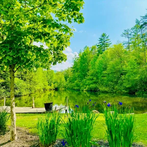 Quechee Pine Valley Campground，位于Hartford的酒店