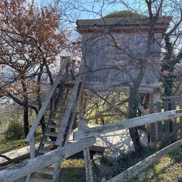 Mon rêve de garçon - Cabanes connectées à la nature，位于Félines的酒店