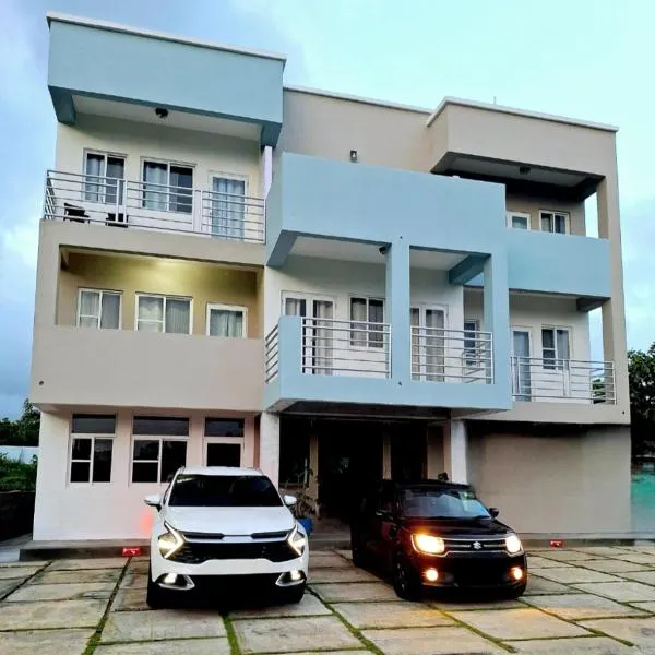Ocean Mist Suites，位于Arnos Vale的酒店