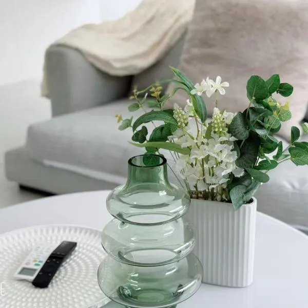 Cozy 4B Villa close to Theme Park，位于Pimpama的酒店