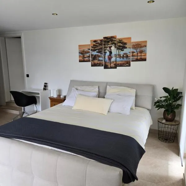 Room, with Internet, in Crauthem-Roeser , Luxembourg，位于勒瑟的酒店