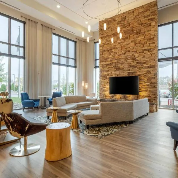 Cambria Hotel Uniontown，位于Uniontown的酒店