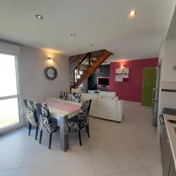 Le centre historique au calme，位于迪南的酒店