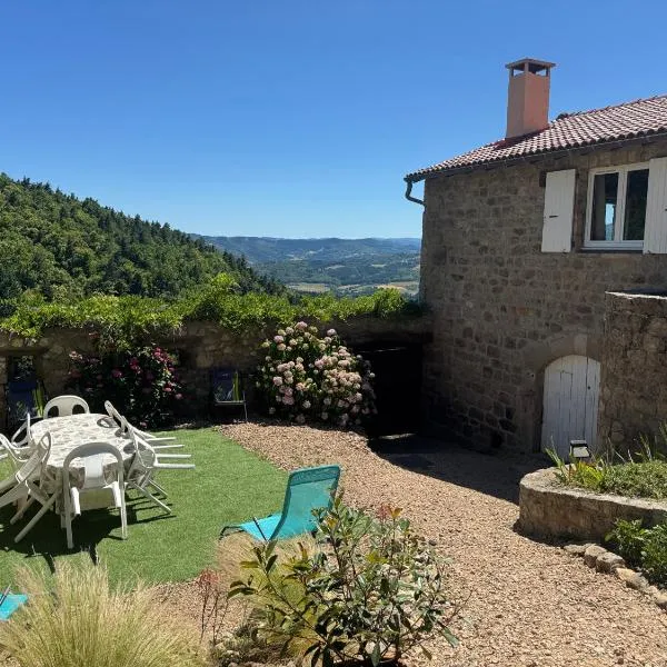 Les Gites de Costerousse - Ardèche，位于Nozières的酒店