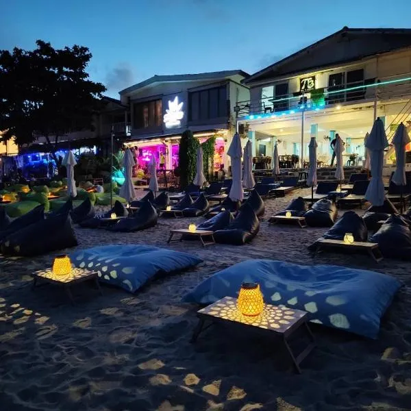 Three Beach Resort，位于苏梅岛的酒店