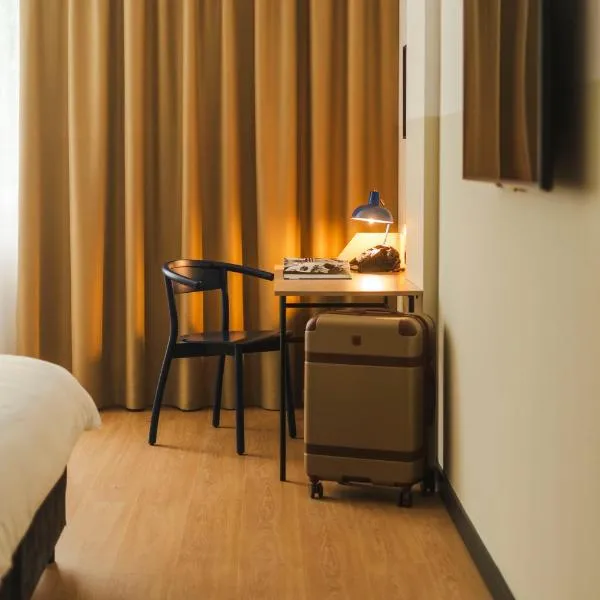 Hotel Node，位于斯瓦任兹的酒店