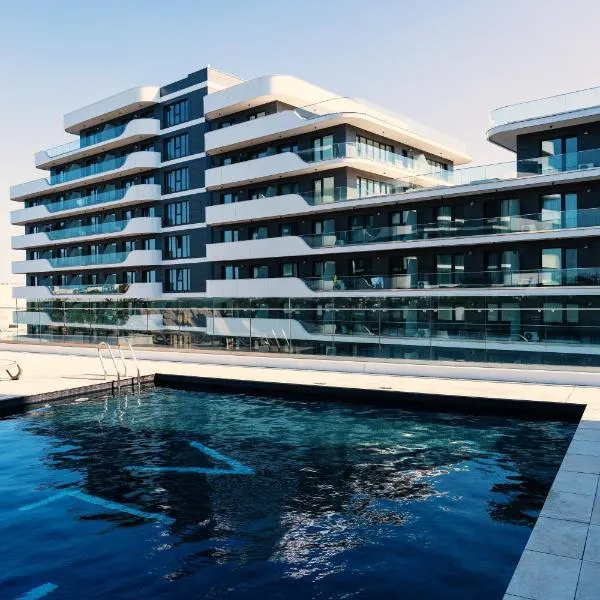 Sea Paradise - Odyssey Pool & Spa Resort，位于那沃达利的酒店