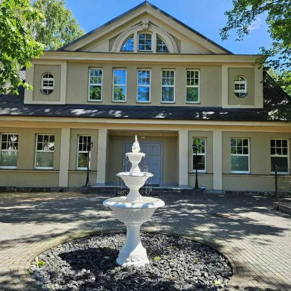 Perłowy Dworek，位于威赫罗伏的酒店