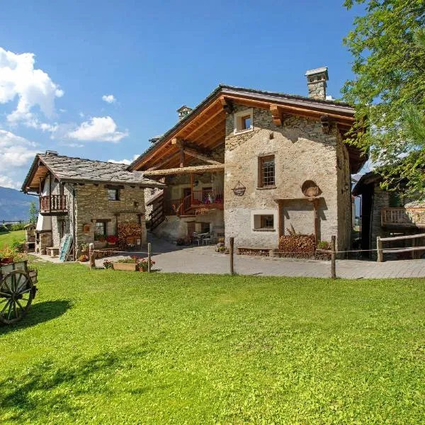 Maison Peroulaz Charvensod，位于Charvensod的酒店