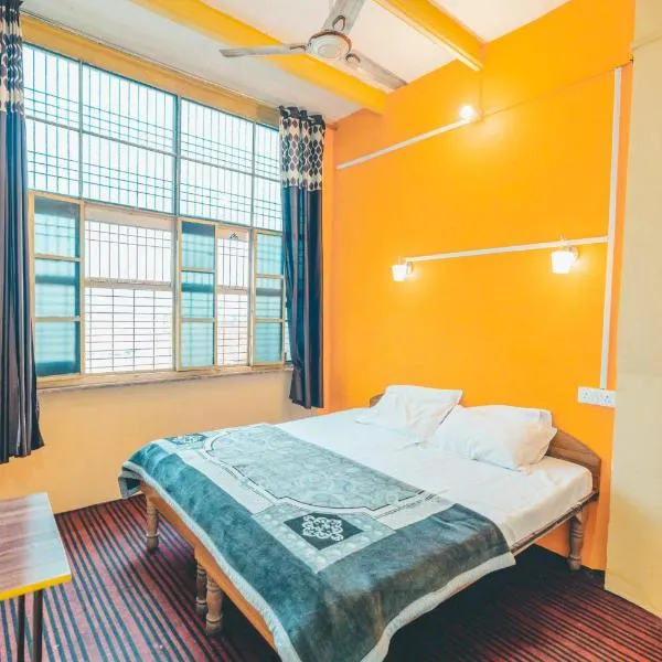 Om Rest House，位于瓦拉纳西的酒店