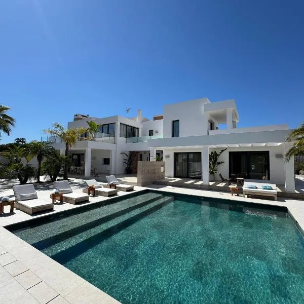 Villa Elísea，位于伊维萨镇的酒店