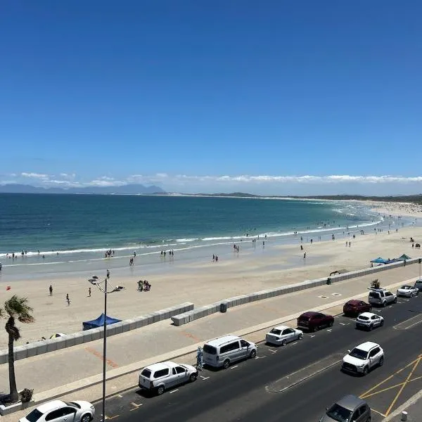 401 Pip's Place，位于斯特兰德的酒店