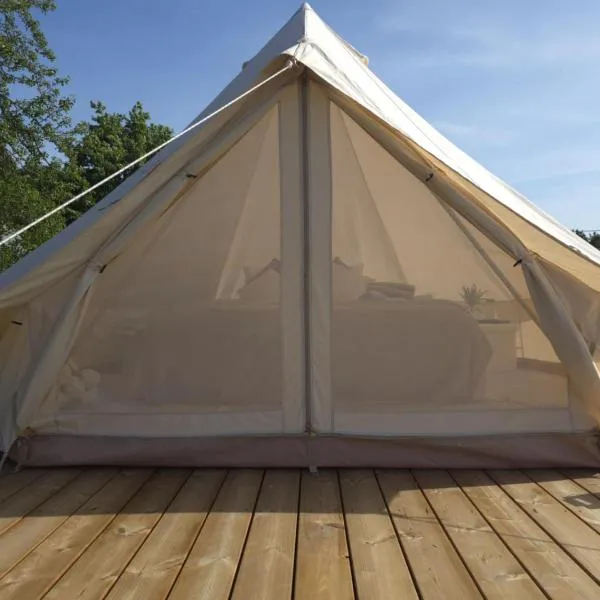 Kiideva Glamping，位于Kiideva的酒店