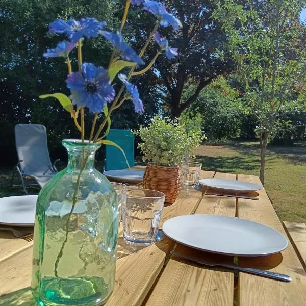 Gîte de l'oeillet，位于Lhomme的酒店